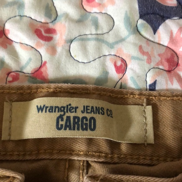 Men’s wrangler cargo parts - Picture 3 of 3